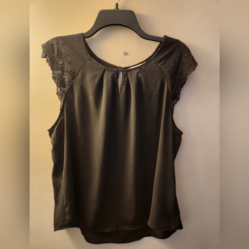 Candie's Black Lace Sleeve Top